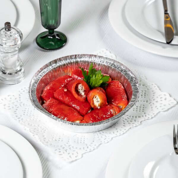 Рулетики из запечённого перца с вешенками и сыром